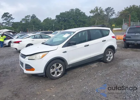 2014 Ford Escape S z USA, uszkodzony, nr VIN 1FMCU0F73EUD70201